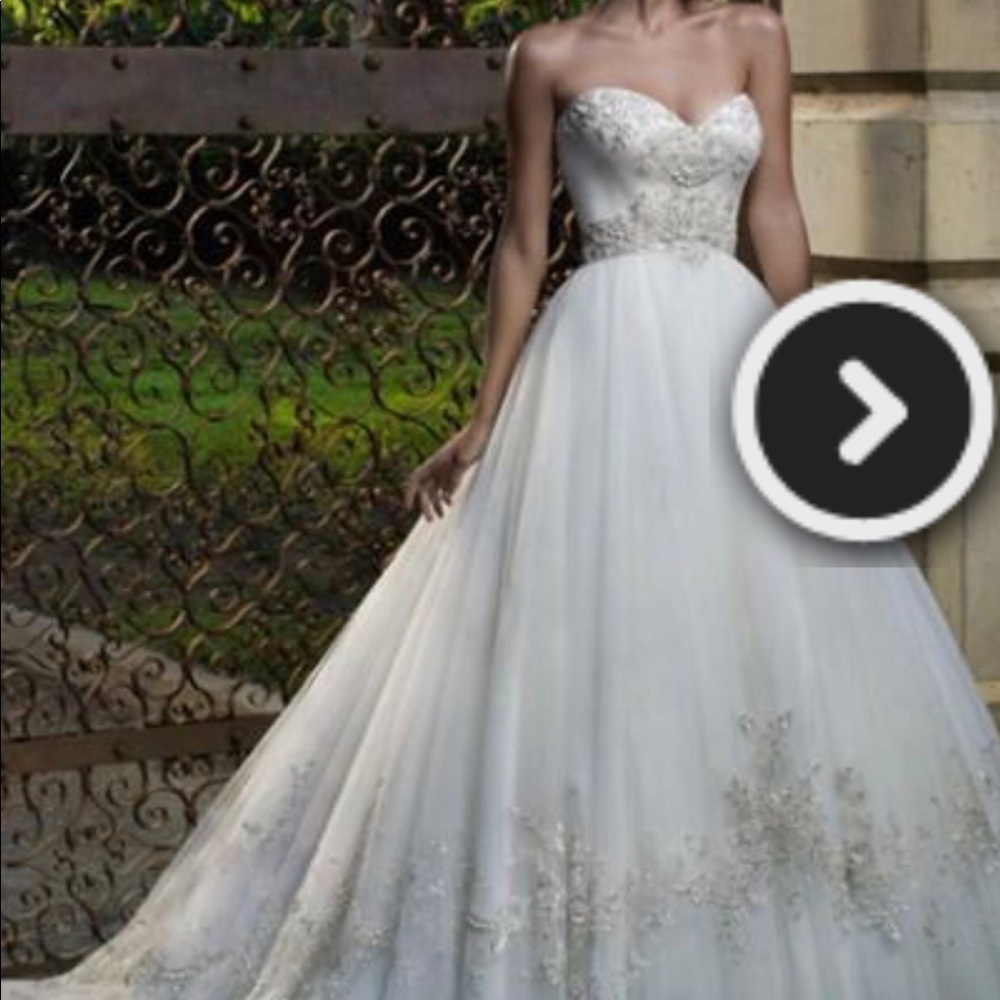 Wedding dress